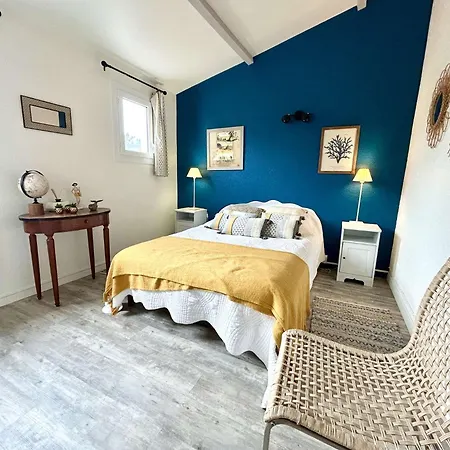 Gu060-015 2 Pieces - 4 Couchages La Guérinière